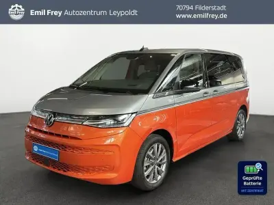 Gebraucht VW Multivan Life 150 PS (110 kW) 2023 Orange Van / Kleinbus