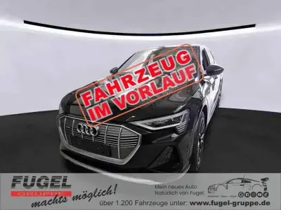 Gebraucht Audi e-tron Sportback S-Line 300 kW (408 PS) 2022 Mythosschwarz metallic SUV