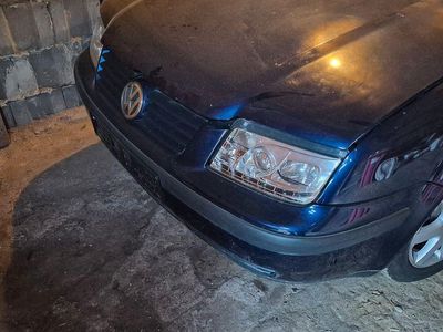 Second-hand VW Bora Basis 101 CP (74 kW) 2000 Albastru Berlinǎ