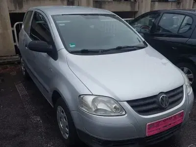Używany VW Fox 54 KM (39 kW) 2007 Srebrny Hatchback