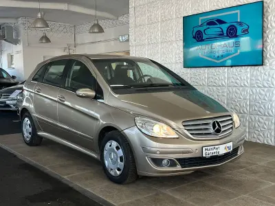 Gebraucht Mercedes B150 95 PS (69 kW) 2006 Gold Van / Kleinbus