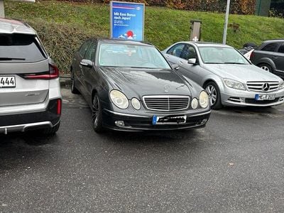 Mercedes E270