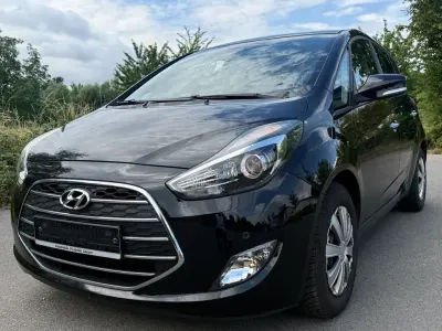 Gebraucht Hyundai ix20 125 PS (91 kW) 2017 Schwarz Kleinwagen