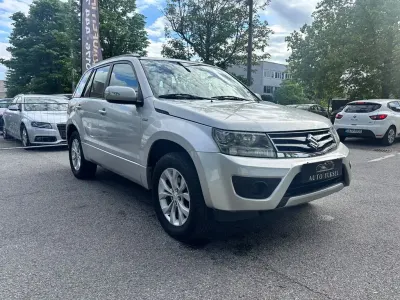 Gebraucht Suzuki Grand Vitara 129 PS (94 kW) 2013 Grau SUV