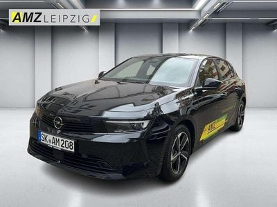 Gebraucht Opel Astra Edition 131 PS (96 kW) 2025 Lackierung schwarz perla nera/ Limousine