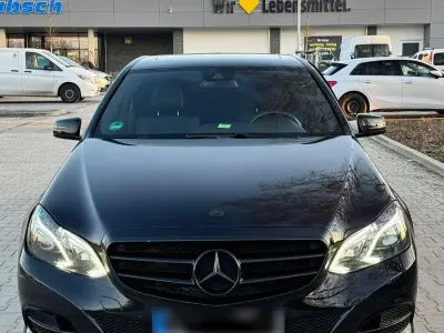 Gebraucht Mercedes E300 Elegance 231 PS (169 kW) 2016 Schwarz Limousine