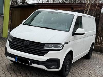Gebraucht VW Transporter 150 PS (110 kW) 2021 Weiß Van