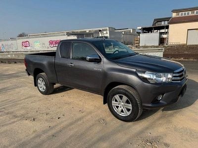 Gebraucht Toyota HiLux Comfort 150 PS (110 kW) 2019 Grau Pickup
