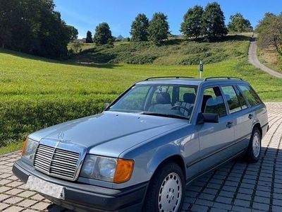 Gebraucht Mercedes 200 131 PS (96 kW) 1989 Blau Kombi