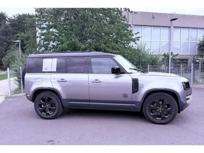 Gebraucht Land Rover Defender SE 249 PS (183 kW) 2021 Eiger grey (metallic) SUV