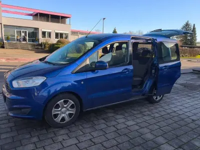 Gebraucht Ford Tourneo Courier 101 PS (74 kW) 2015 Blau Van / Kleinbus