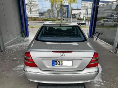 Second-hand Mercedes E320 224 CP (164 kW) 2003 Argintiu Berlinǎ