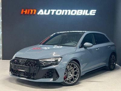 Neu Audi RS3 Sport 400 PS (294 kW) 2026 Grau Limousine