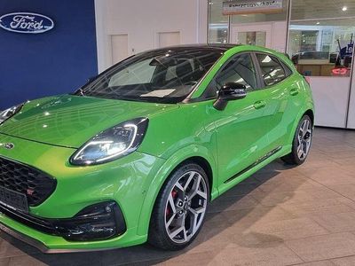 Lackierung metallic "furiousg grün Gebraucht 2021 Ford Puma ST Limousine | 22.990 € (Fairer Preis)