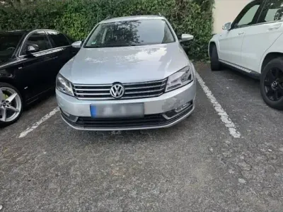 Gebraucht VW Passat 122 PS (89 kW) 2011 Grau Kombi