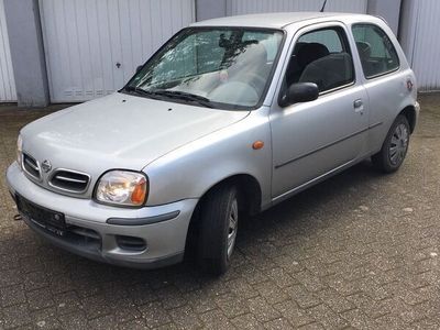 gebraucht Nissan Micra mit Klima und servo