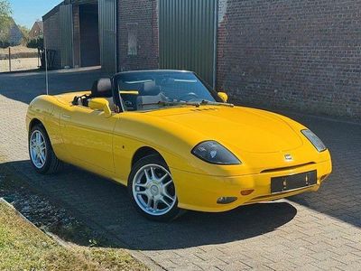 Second-hand Fiat Barchetta 131 CP (96 kW) 1999 Galben Cabrio