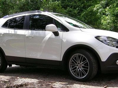 Weiß Gebraucht 2015 Opel Mokka Edition SUV | 8.999 € (Fairer Preis)