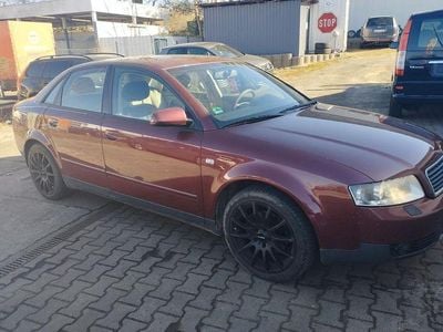 Gebraucht Audi A4 131 PS (96 kW) 2002 Rot Limousine