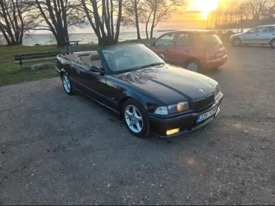 Gebraucht BMW 328 Cabriolet Sport Line 193 PS (141 kW) 1996 Schwarz Cabrio