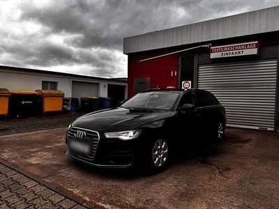 Gebraucht Audi A6 Ambiente 190 PS (139 kW) 2014 Schwarz Kombi