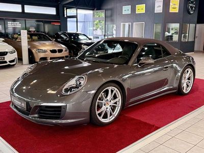 Porsche 911 Carrera 4 Cabriolet