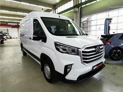 Maxus V90