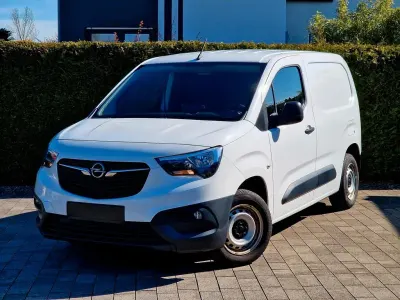 Gebraucht Opel Combo Edition 102 PS (75 kW) 2022 Weiß Van / Kleinbus