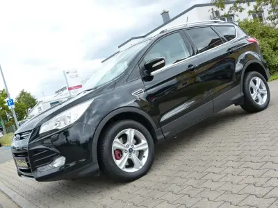 Gebraucht Ford Kuga Titanium 150 PS (110 kW) 2016 Schwarz SUV