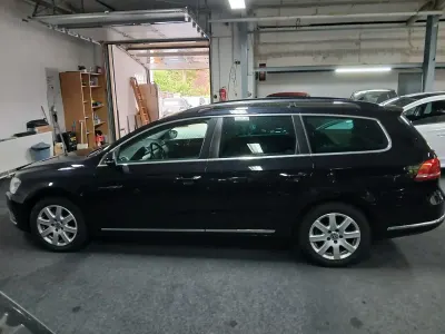 Gebraucht VW Passat 170 PS (125 kW) 2012 Blau Kombi