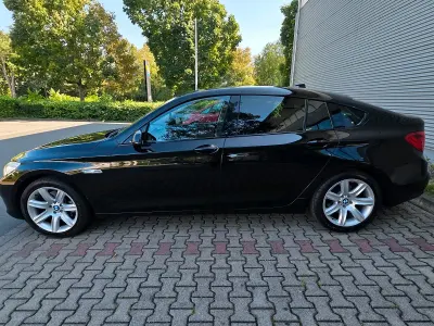 Gebraucht BMW 530 M Sport 245 PS (180 kW) 2011 Schwarz Limousine