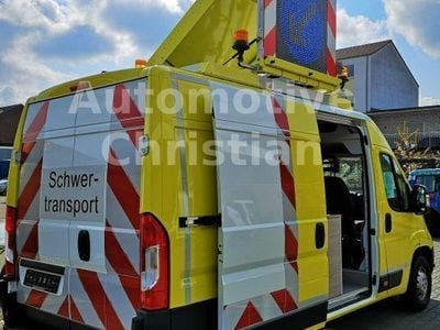 Gelb Gebraucht 2019 Citroën Jumper Van / Kleinbus | 93.990 €