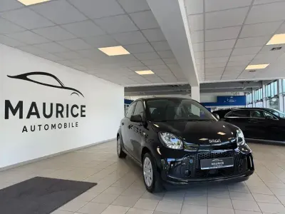 Gebraucht Smart ForFour Electric Drive 60 kW (82 PS) 2022 Schwarz Limousine