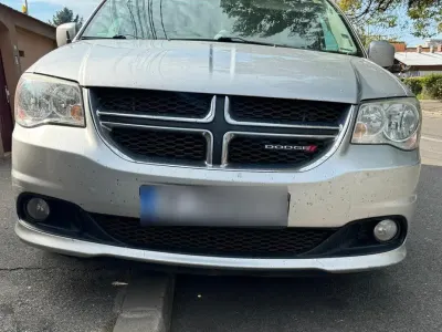 Gebraucht Dodge Grand Caravan 300 PS (220 kW) 2012 Silber Van / Kleinbus