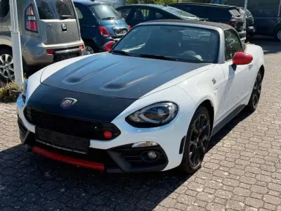 Gebraucht Abarth 124 Spider 170 PS (125 kW) 2017 Weiß Cabrio