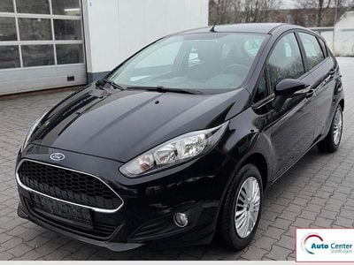 Gebraucht Ford Fiesta Celebration 82 PS (60 kW) 2017 Schwarz Kleinwagen