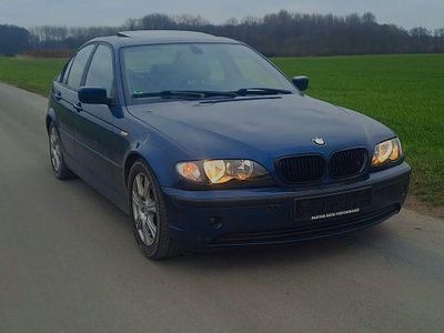 Gebraucht BMW 318 Performance 143 PS (105 kW) 2003 Blau Limousine