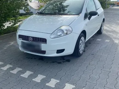 Gebraucht Fiat Grande Punto Active 65 PS (47 kW) 2009 Weiß Kleinwagen