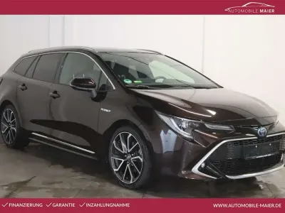 Gebraucht Toyota Corolla Lounge 184 PS (135 kW) 2019 Phantom brown metallic Kombi