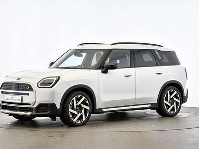 Weiß Gebraucht 2025 Mini Countryman Favoured SUV | 44.690 € (Etwas zu teuer)
