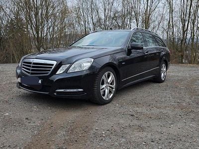 Gebraucht Mercedes E350 Avantgarde 265 PS (194 kW) 2011 Schwarz Kombi