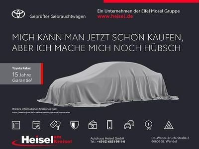 Gebraucht Toyota Yaris Hybrid Basis 100 PS (73 kW) 2018 Splash cyan / mysticschwarz mica