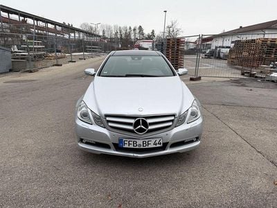 Gebraucht Mercedes E350 231 PS (169 kW) 2009 Silber Coupé