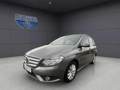 Gebraucht Mercedes B180 122 PS (89 kW) 2011 Grau Kleinwagen