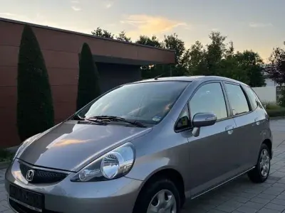 Gebraucht Honda Jazz LS 83 PS (61 kW) 2005 Silber Kleinwagen
