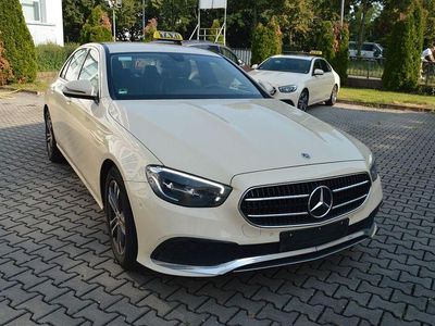 Mercedes E200