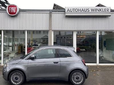 Gebraucht Fiat 500e Basis 86 kW (118 PS) 2023 Colore esterno (mineral grau) Limousine