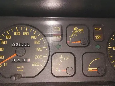 Gebraucht Renault R9 64 PS (47 kW) 1991 Rot Limousine