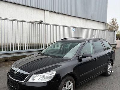 Second-hand Skoda Octavia 105 CP (77 kW) 2012 Negru Break