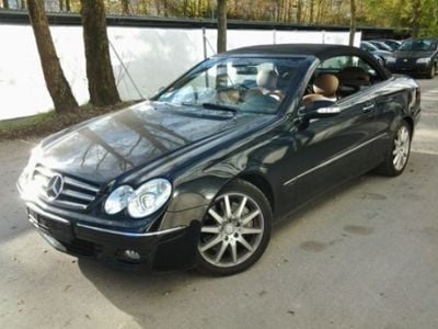Second-hand Mercedes CLK350 Avantgarde 272 CP (200 kW) 2008 Negru Cabrio